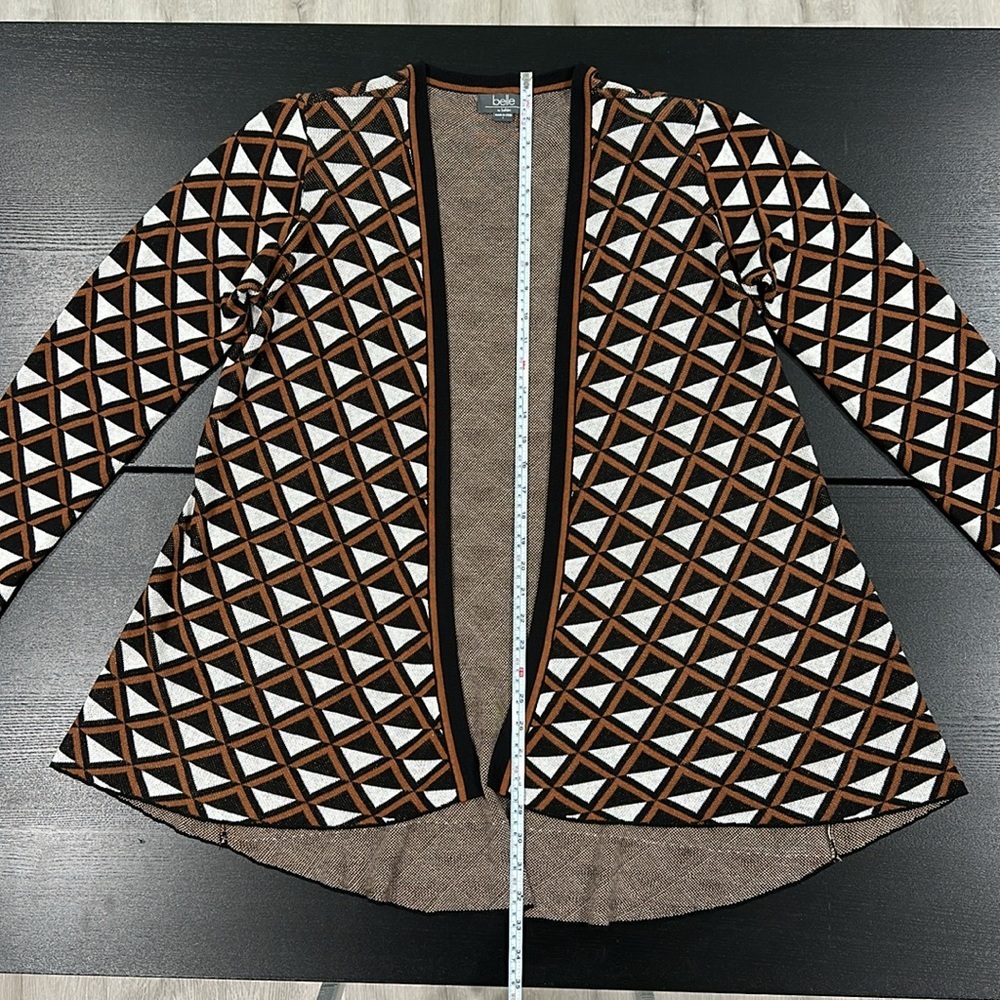 Belle by Belldini Geometric Print Sweater - L - Picture 9 of 10